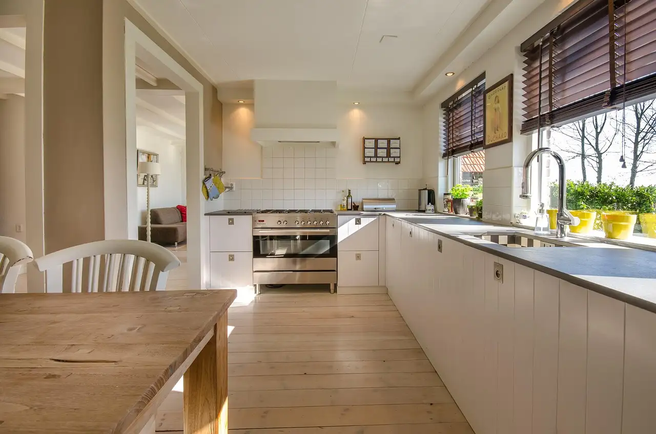 Keuken wanddecoratie kopen? Ontdek lokale winkels en webshops.